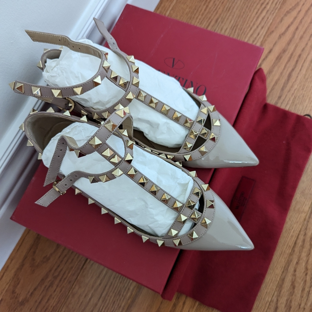 Valentino Rockstud Flats